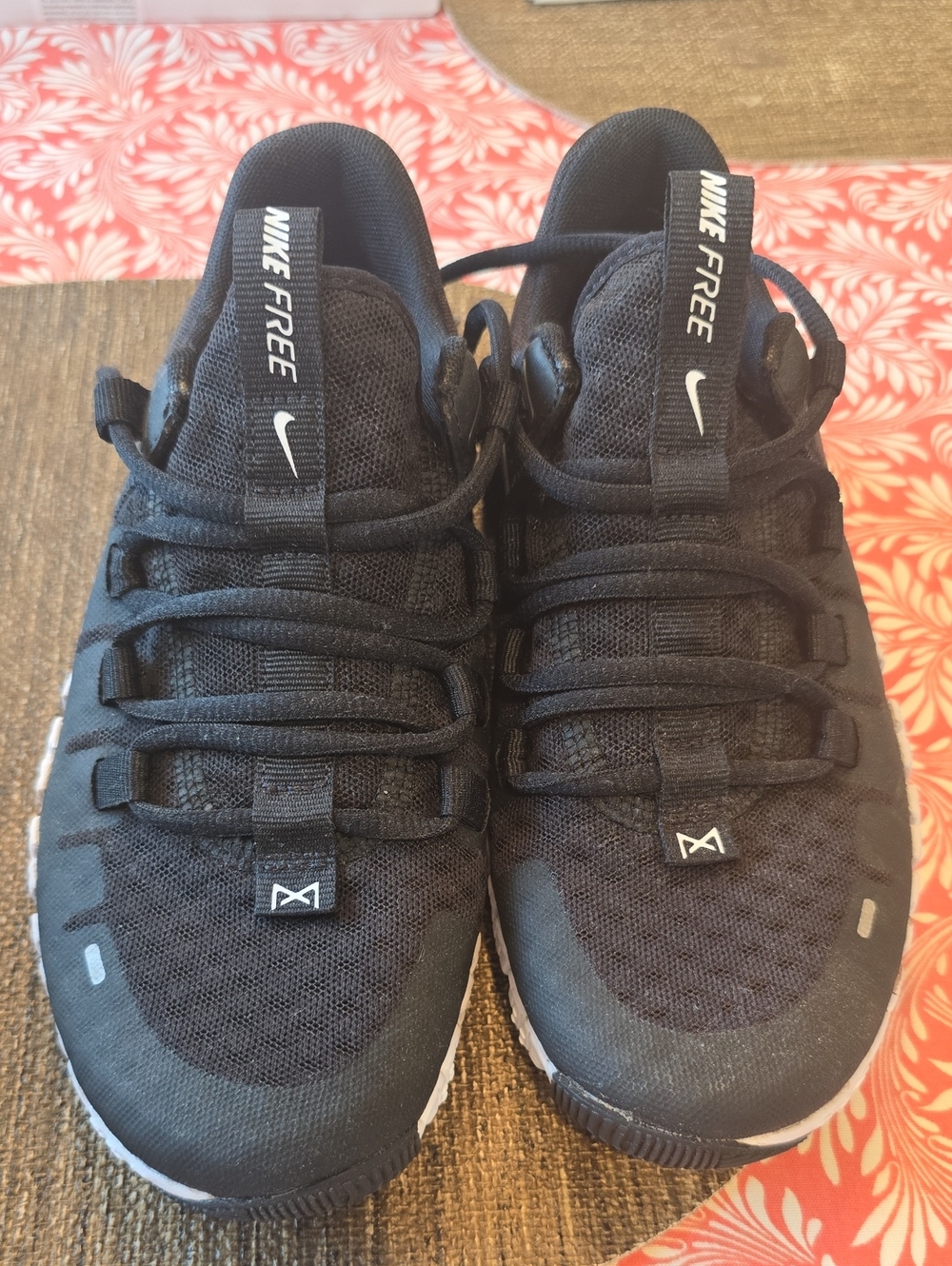 Nike Free Black Mesh Lightweight Sneakers